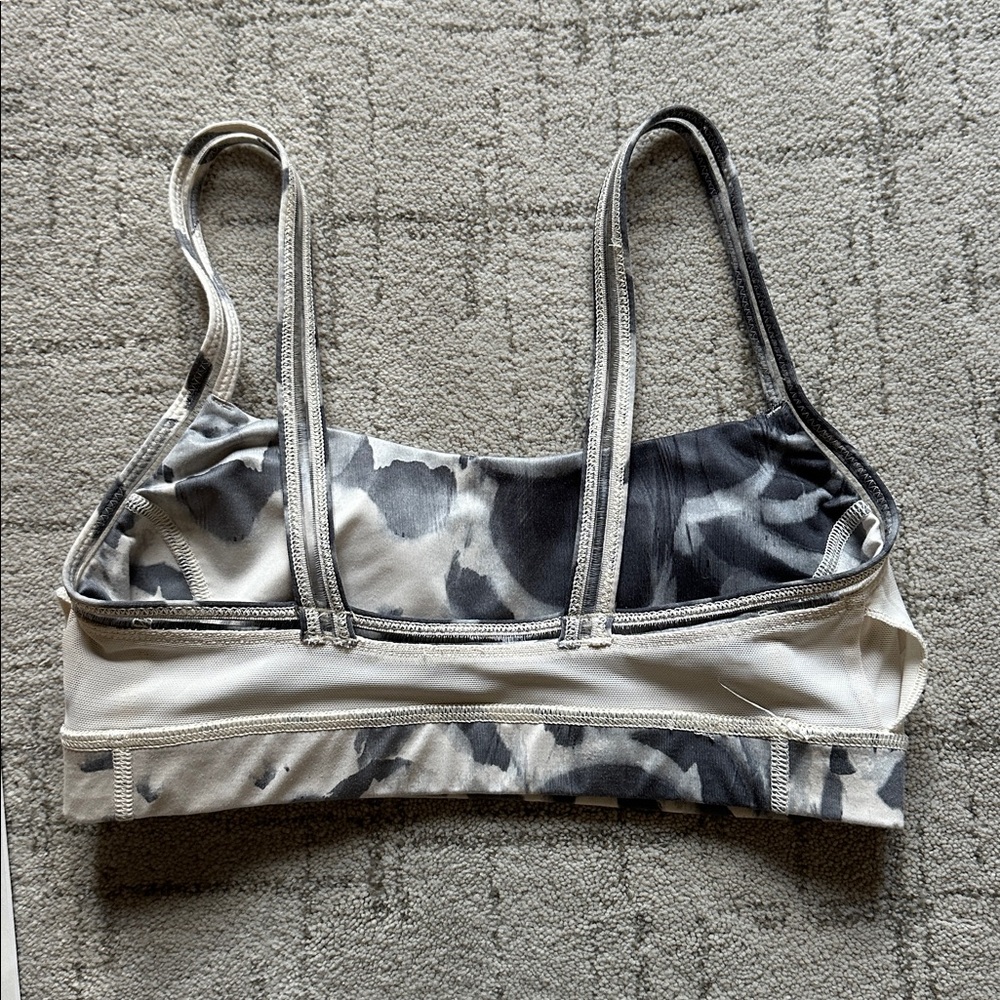 Lululemon Straight Up Bra, Ghost Weave White Black, size 4 - Picture 5 of 7